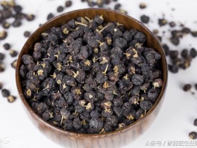 红枸杞的功效与作用(黑枸杞子好还是红枸杞的功效与作用)