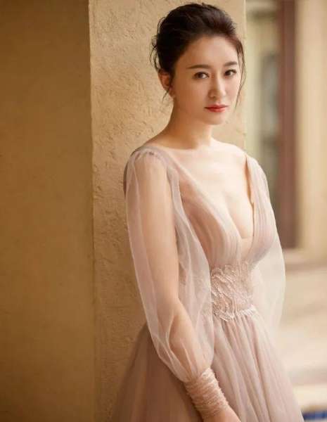 李小冉生宝宝了吗（曾被前任威胁恋爱流产2次）