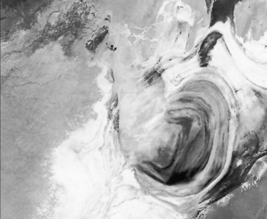 “死亡之海”中的聚宝盆，被美国NASA卫星拍摄，面积越来越大?