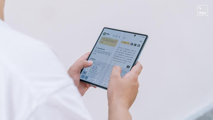 折叠屏说「时代变了」(有什么好用的剪辑方法吗)